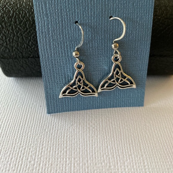 Celtic Whale Tail Earrings - Picture 4 of 4